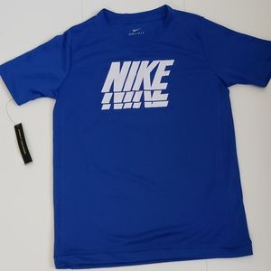 👕 Nike Dri-Fit Boys Shirt